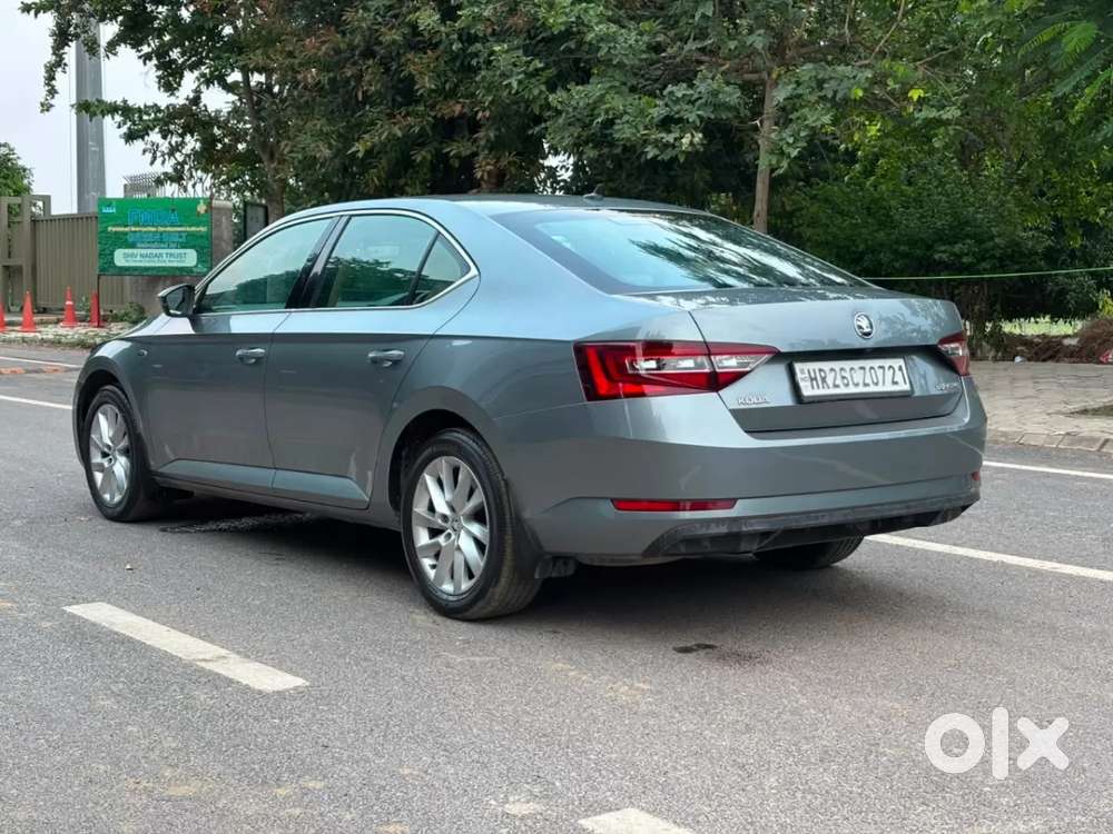 Skoda Superb 2.0 L&k Tsi At, 2016, Petrol