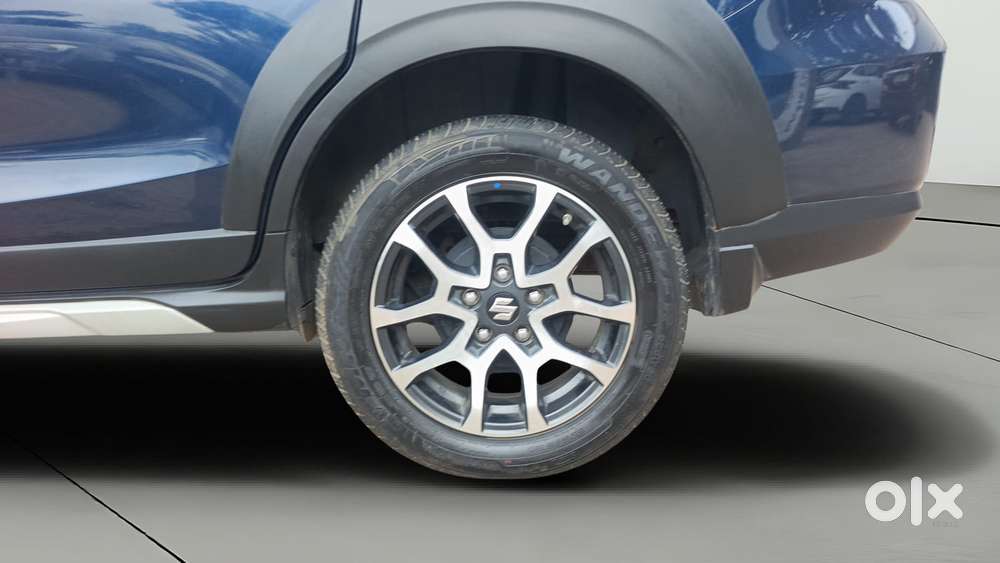 Maruti Suzuki Xl6 1.5 Alpha Plus Mt, 2022, Petrol
