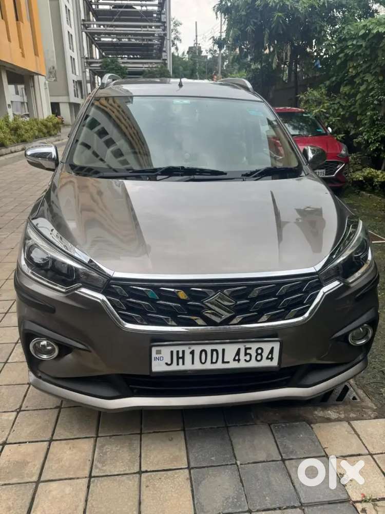 Maruti Suzuki Ertiga Zxi(o)petrol/cng 2024