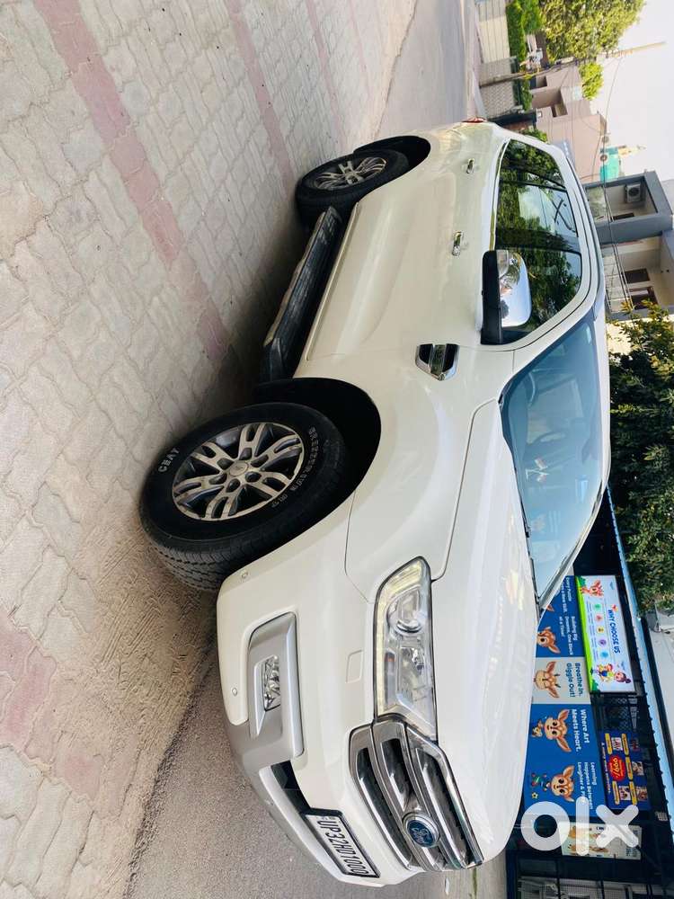 Ford Endeavour 3.2 Titanium At 4x4, 2017, Diesel