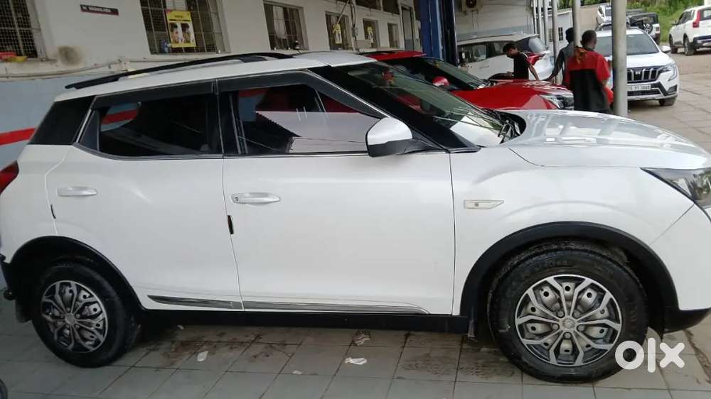 Mahindra Xuv300 Turbosport 2023 Petrol 25000 Km Driven