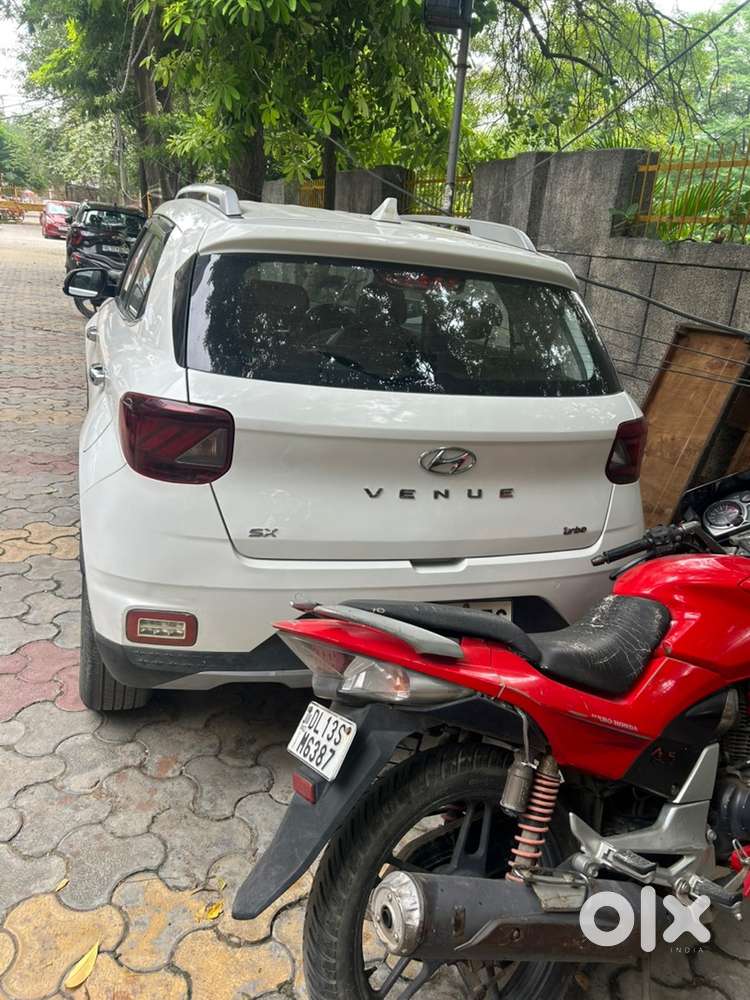 Hyundai Venue Petrol 2020