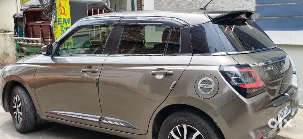 Maruti Suzuki Swift 2024 Petrol 80000 Km Driven