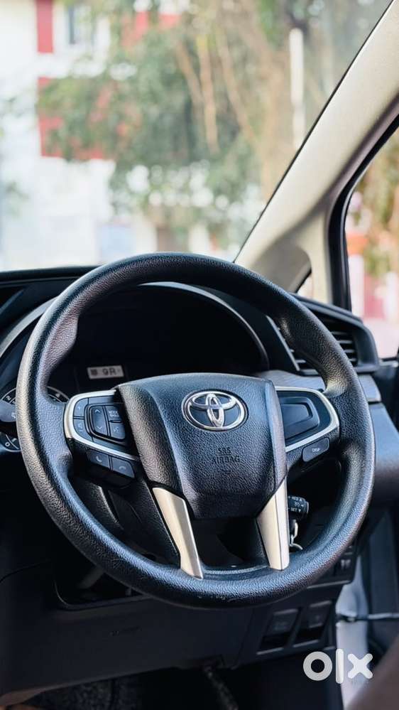 Toyota Innova Crysta 2.4 Gx Limited Edition At 7 Str, 2022, Diesel