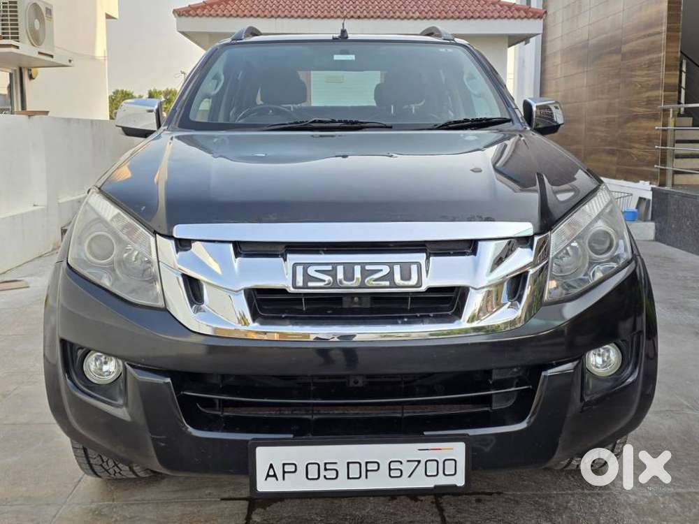 Isuzu V-cross Z 4x4 Mt, 2017, Diesel