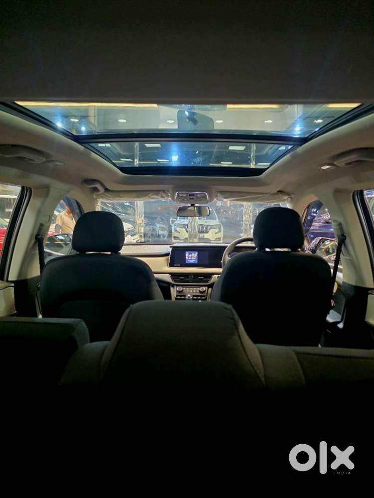 Mahindra Xuv700 2.2 Ax 5 Diesel At 7 Str, 2024, Diesel