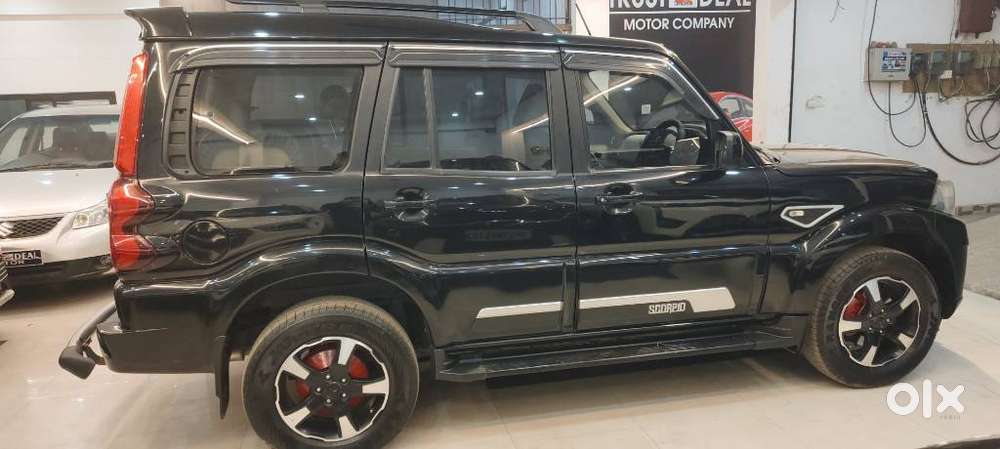Mahindra Scorpio Classic 2.2 S 11 Mt 7 Str, 2022, Diesel