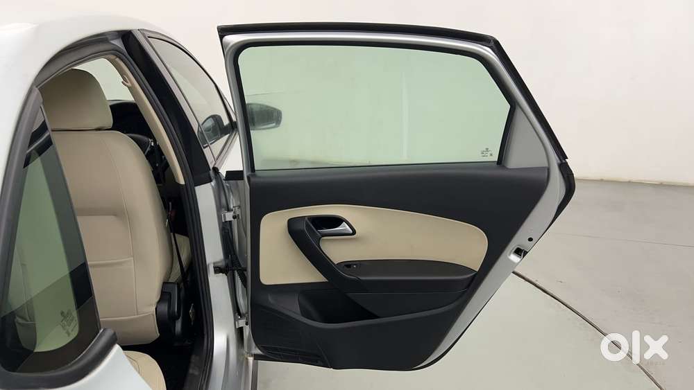 Volkswagen Vento 1.6 Highline, 2020, Petrol