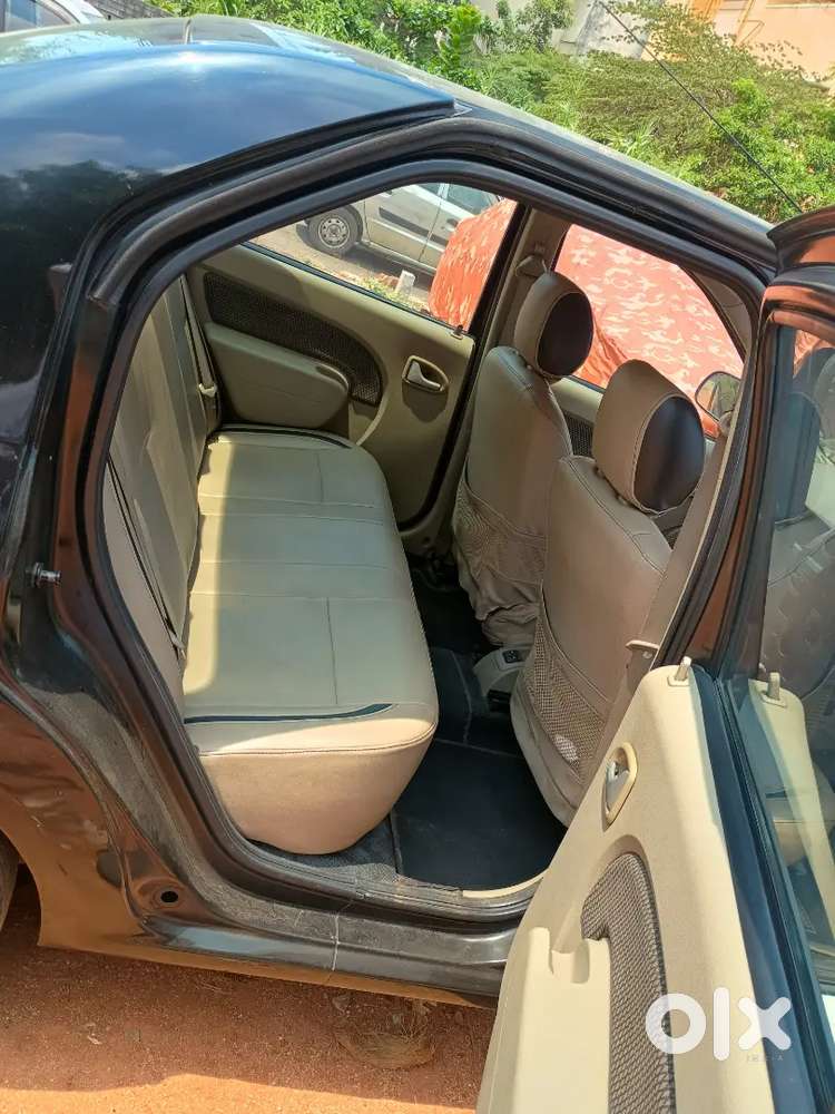 Mahindra Renault Logan 2010 Diesel 105600 Km Driven