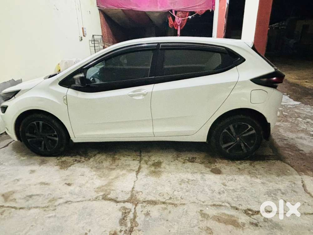 Tata Altroz 2023 Cng & Hybrids 62000 Km Driven