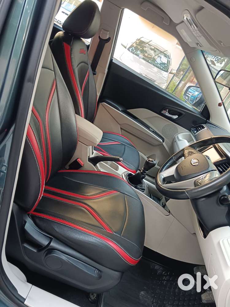 Mahindra Xuv300 W8, 2020, Petrol
