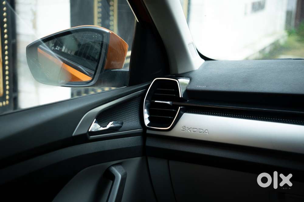 Skoda Kushaq 1.0 Tsi Ambition, 2022, Petrol