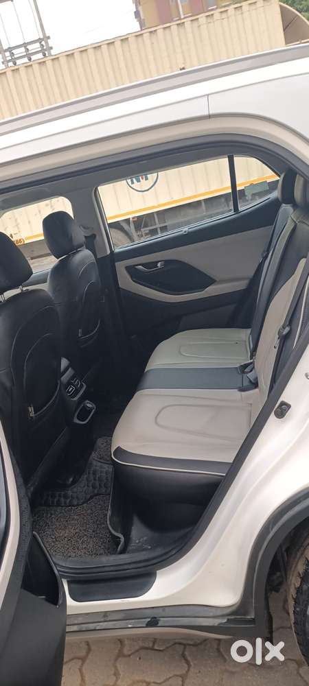 Hyundai Creta 1.6 Sx Option, 2023, Petrol