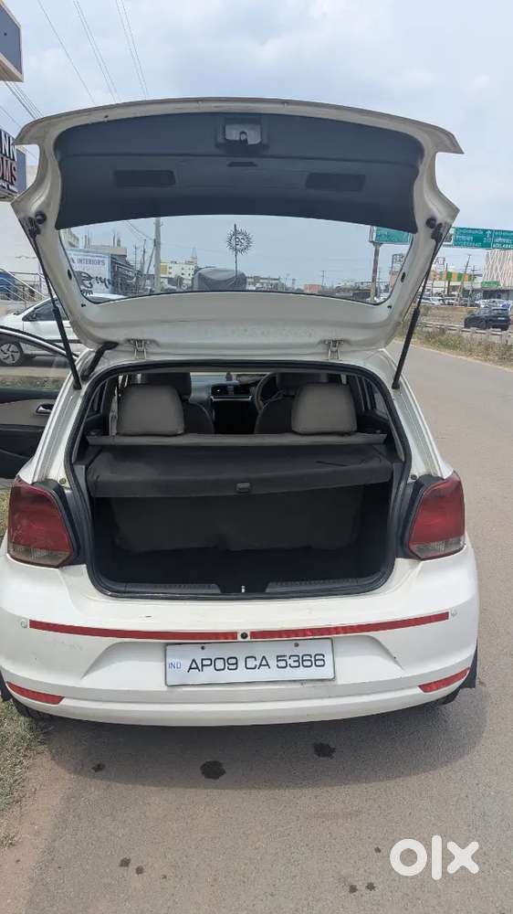 Volkswagen Polo Diesel 2010 All Seal Tyres With Alloy Wheels