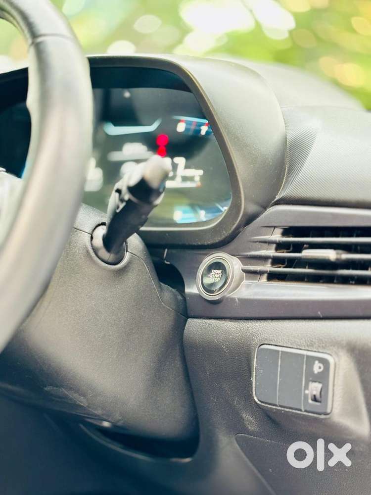 Hyundai I20 Petrol Asta, 2023, Petrol