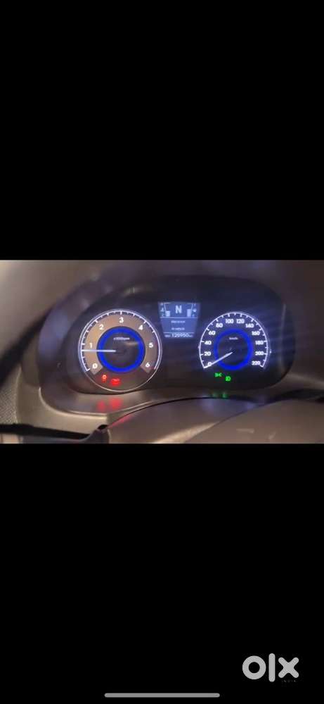 Hyundai Fluidic Verna 2016
