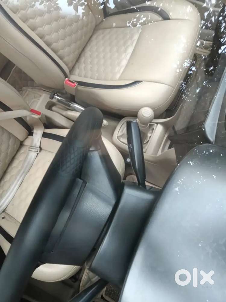 Maruti Suzuki Swift Dzire 2017 Cng + Petrol  60000 Km  Price Negotiabl