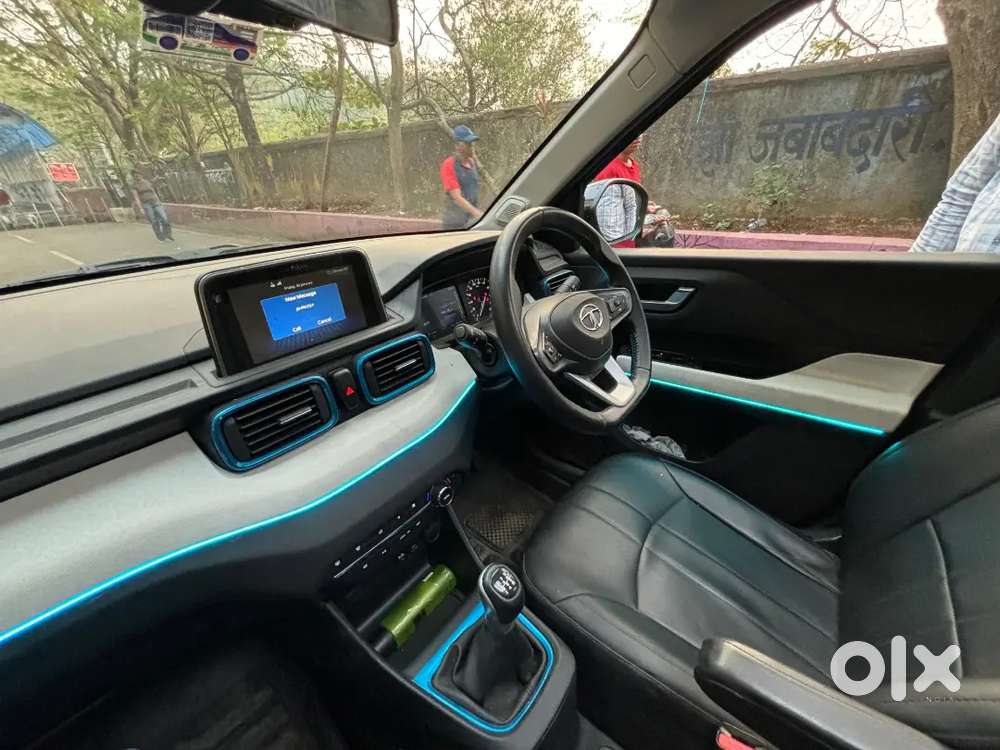 Tata Punch 2023 Petrol Creative Dual Tone Sunroof