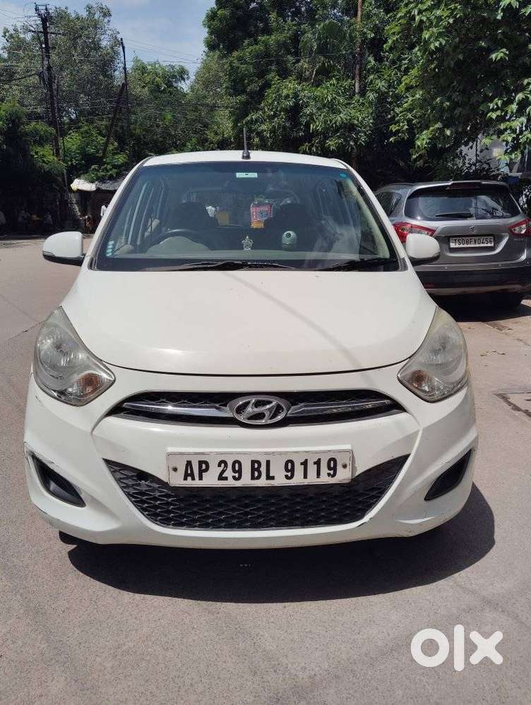 Hyundai I10 Sportz 1.2 At, 2011, Petrol