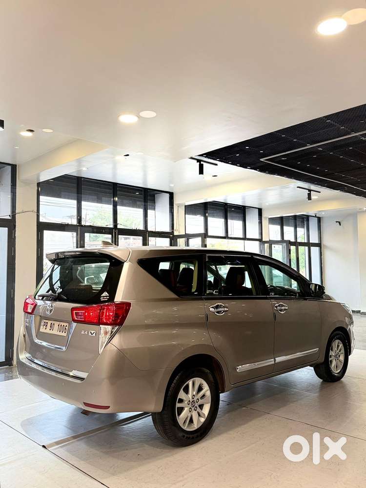 Toyota Innova Crysta 2.4 V, 2019, Diesel
