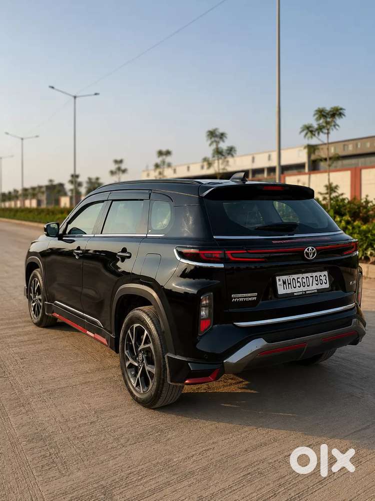 Toyota Urban Cruiser Hyryder, 2026, Petrol