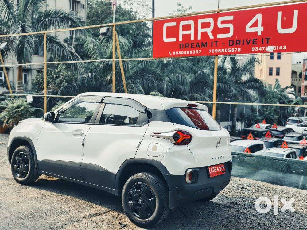 Tata Punch Accomplished, 2023, Petrol