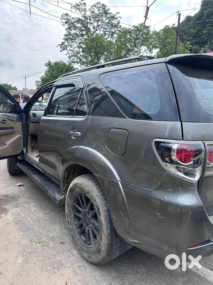 Toyota Fortuner Diesel 2013