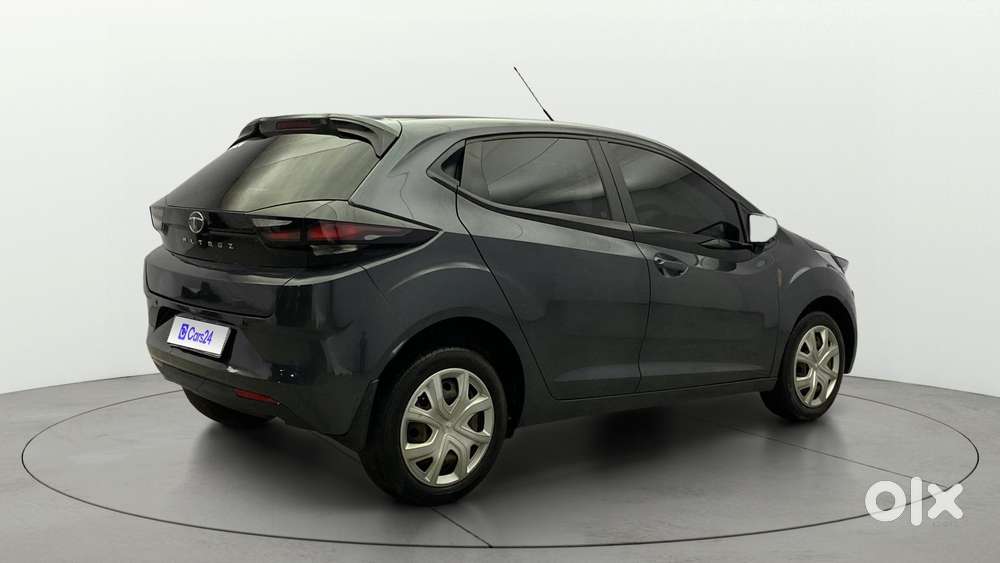 Tata Altroz 1.2 Xm Plus, 2022, Petrol