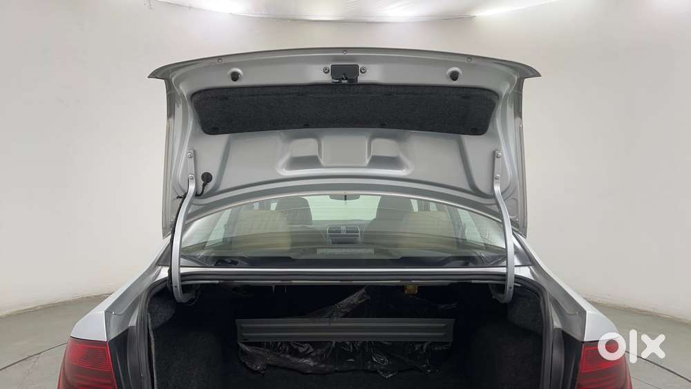 Volkswagen Vento 1.2 Tsi Highline At, 2016, Petrol