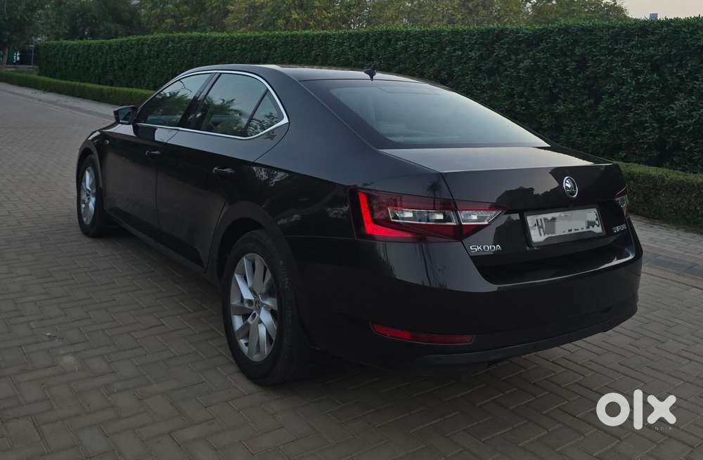 Skoda Superb L&k 2.0 Tdi At, 2017, Diesel