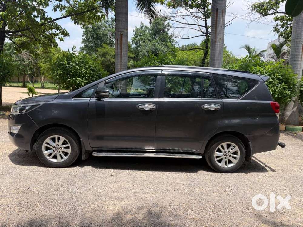Toyota Innova Crysta 2.4 Z 7 Str, 2017, Diesel