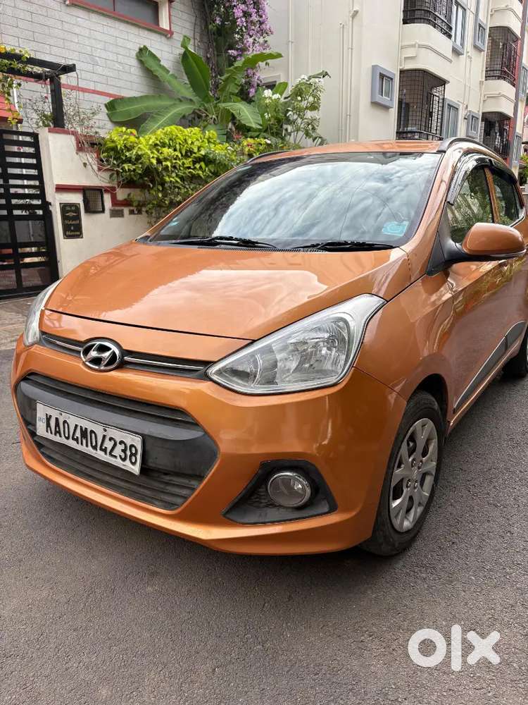 Grand I10 Sportz Petrol