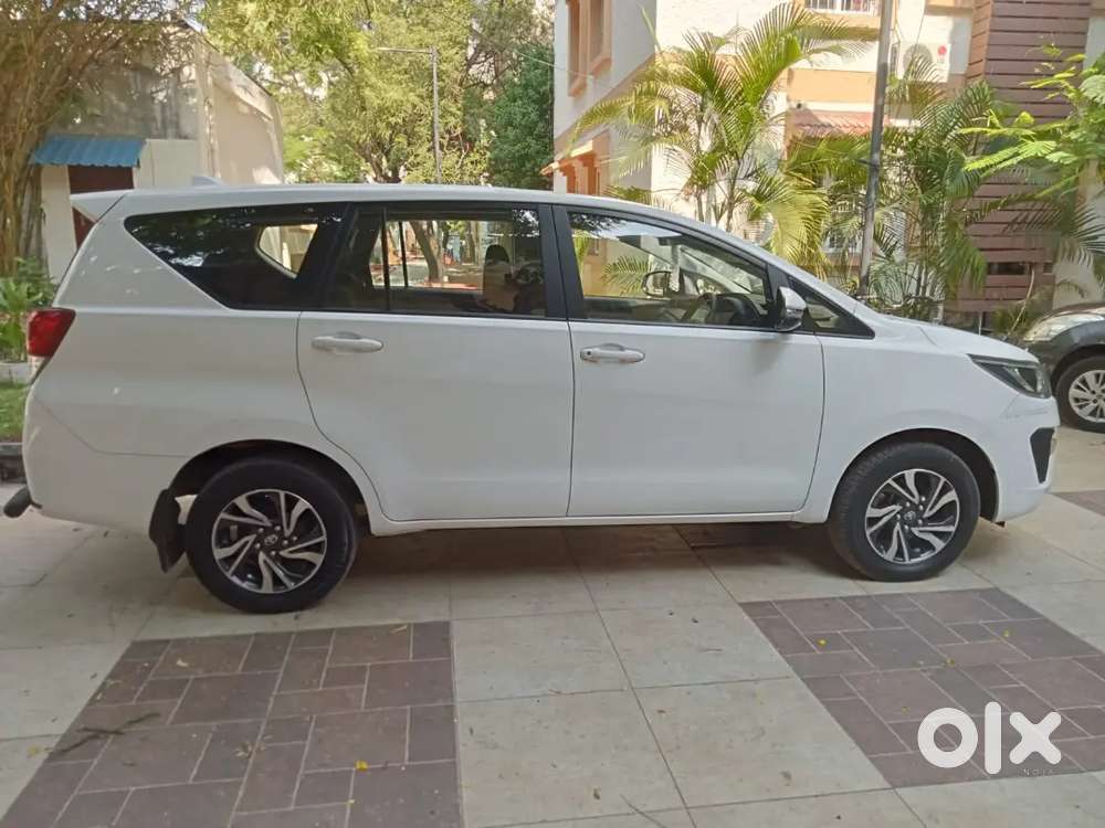 Toyota Innova Crysta 2022 Diesel 116000 Km Driven
