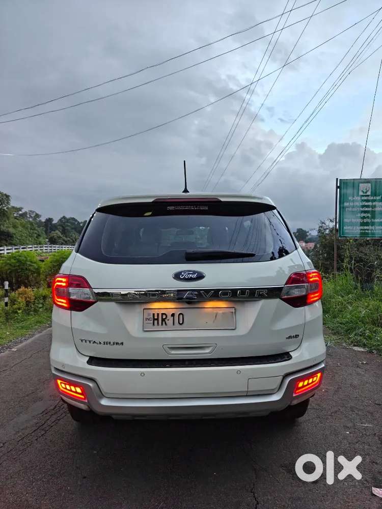 Ford Endeavour 3.2 2019