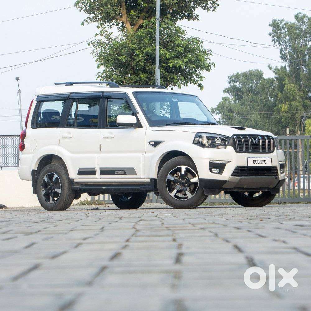 Mahindra Scorpio Classic 2.2 S 11 Mt 7 Str, 2024, Diesel