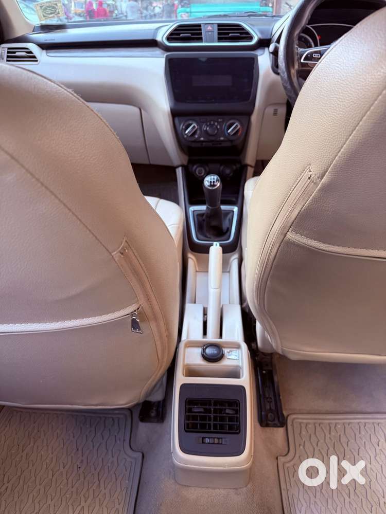 Maruti Suzuki Swift Dzire Vxi Optional, 2022, Petrol
