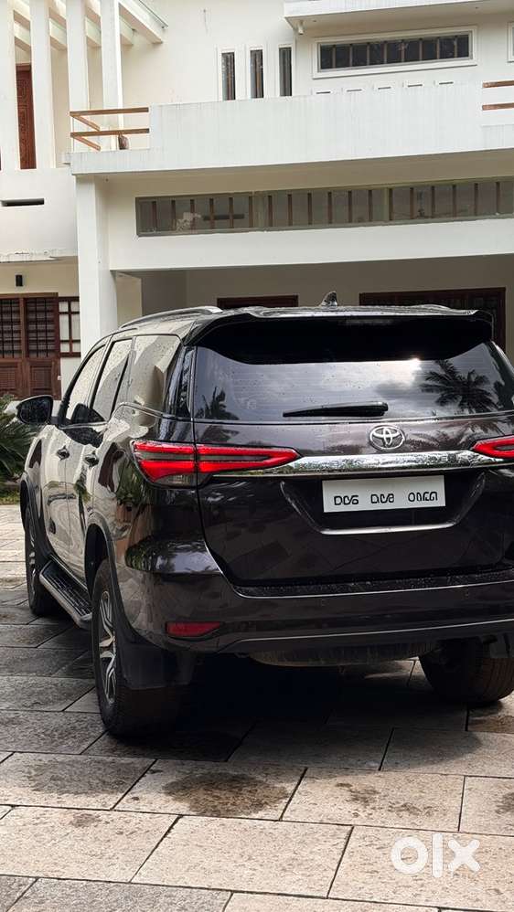 Toyota Fortuner Sigma- Showroom Condition