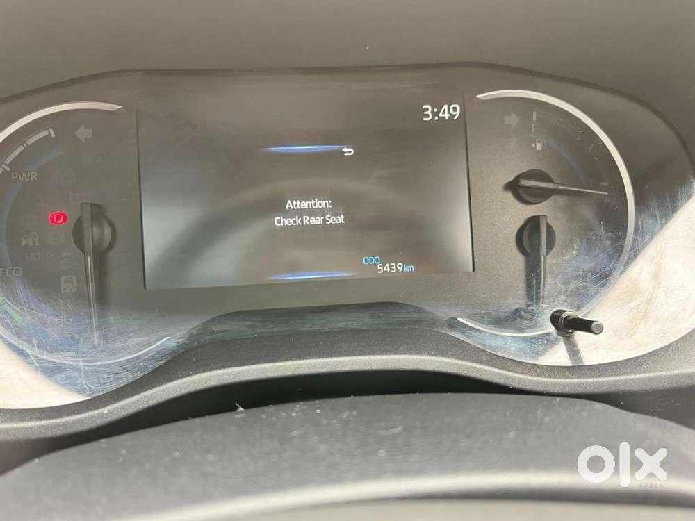 Toyota Innova Hycross 2.0 Zx (o) Hybrid 7 Str, 2026, Cng & Hybrids