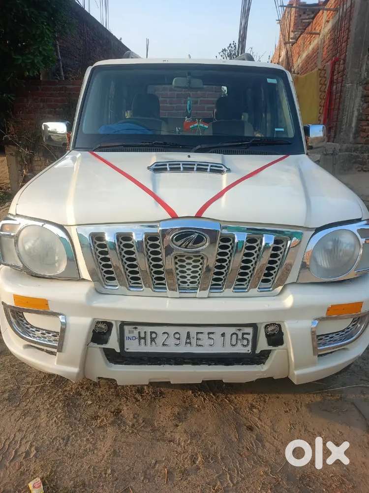 Mahindra Scorpio 2013 Diesel Well Maintained