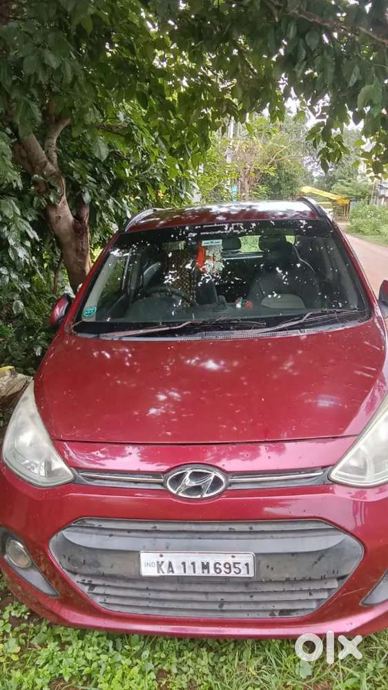 Selling My Hyundai Grand I10 Asta 1.1 Crdi Diesel, 2014 Modcar Selling