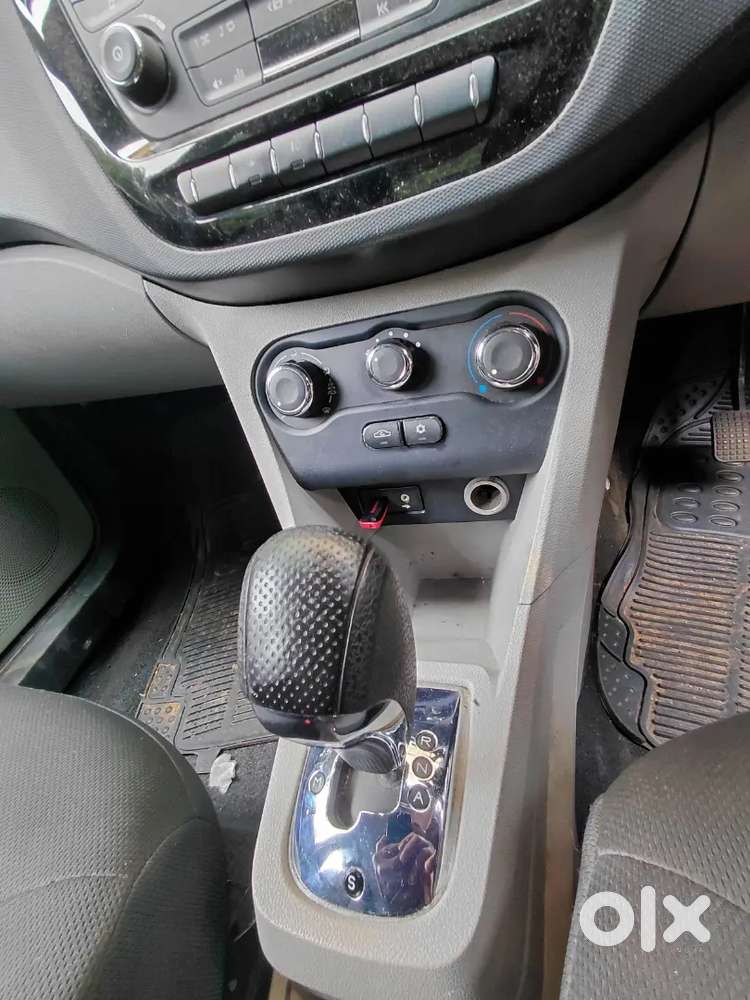 Tata Tiago Revotron 2017
