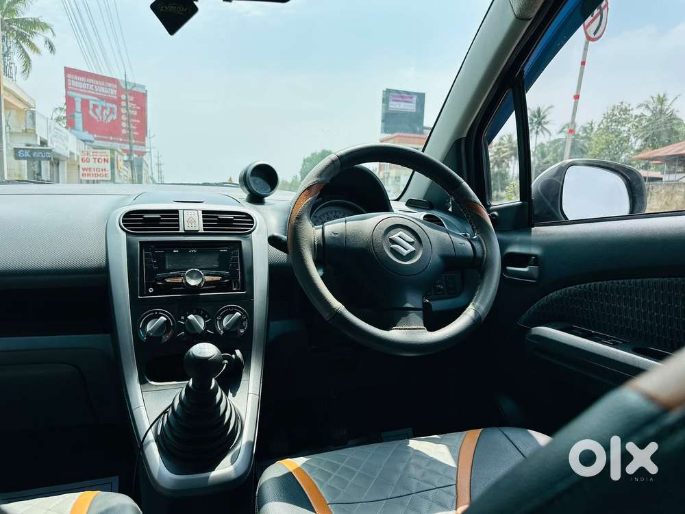 Maruti Suzuki Ritz Vxi, 2014, Petrol