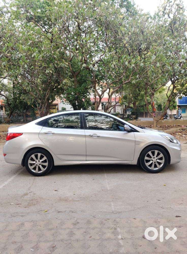 Hyundai Verna Fluidic 1.6 Vtvt Sx Opt, 2013, Petrol