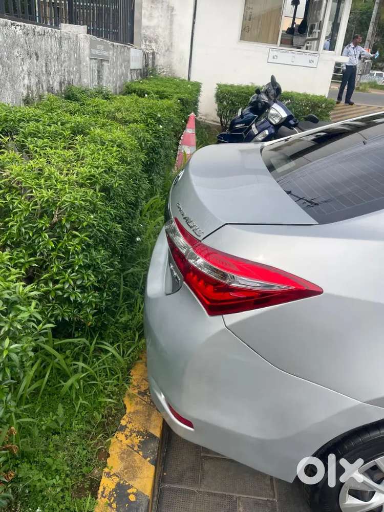 Toyota Corolla Altis 2016 Diesel 95000 Km Driven