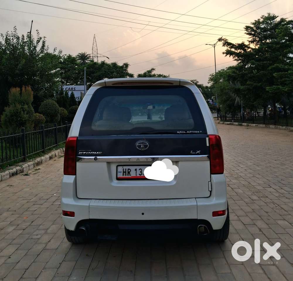 Tata Safari Storme Lx, 2014, Diesel