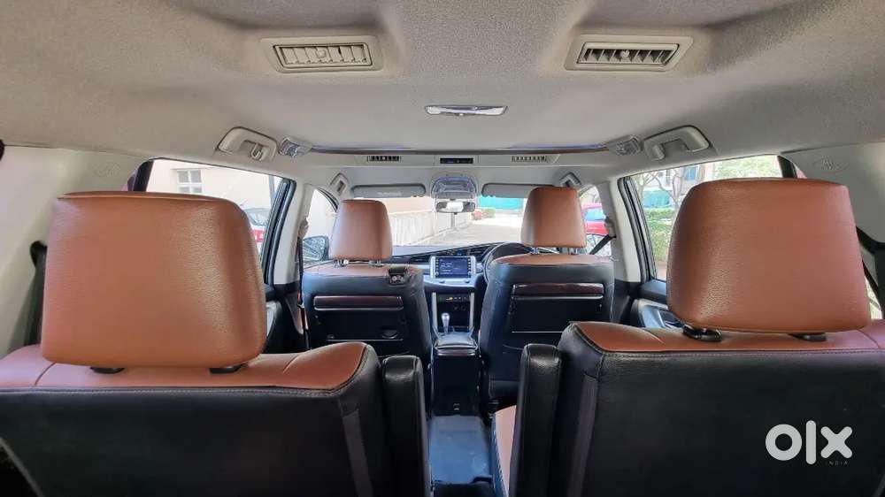 Toyota Innova Crysta 2022 Diesel Well Maintained