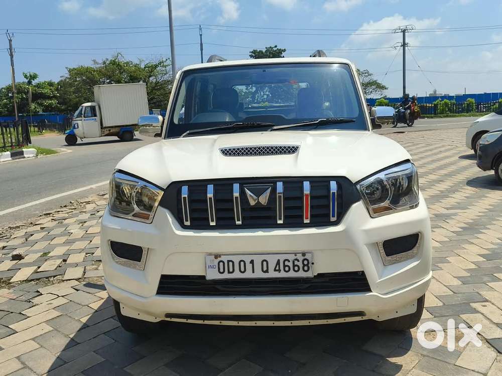 Mahindra Scorpio S6 Plus, 2017, Diesel