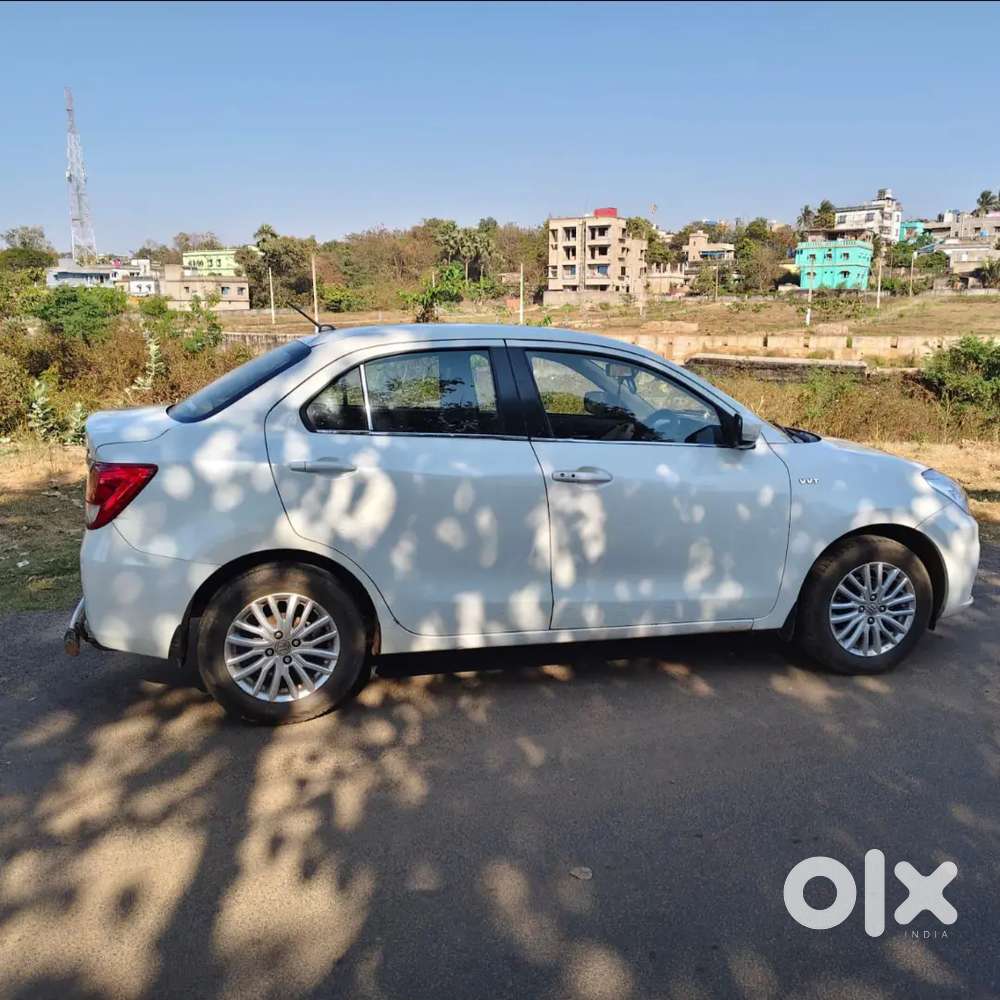 Maruti Suzuki Dzire 1.2 Zxi 2017 Car