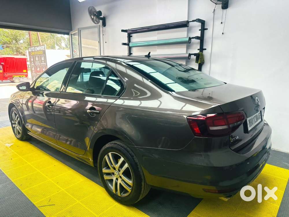 Volkswagen Jetta Petrol 2016