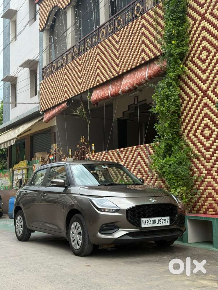 Maruti Suzuki Swift Petrol Manual 2026